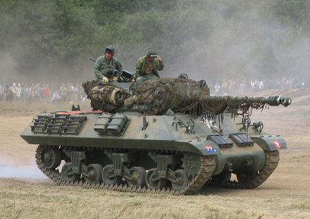 M10, War & Peace Show 2004
